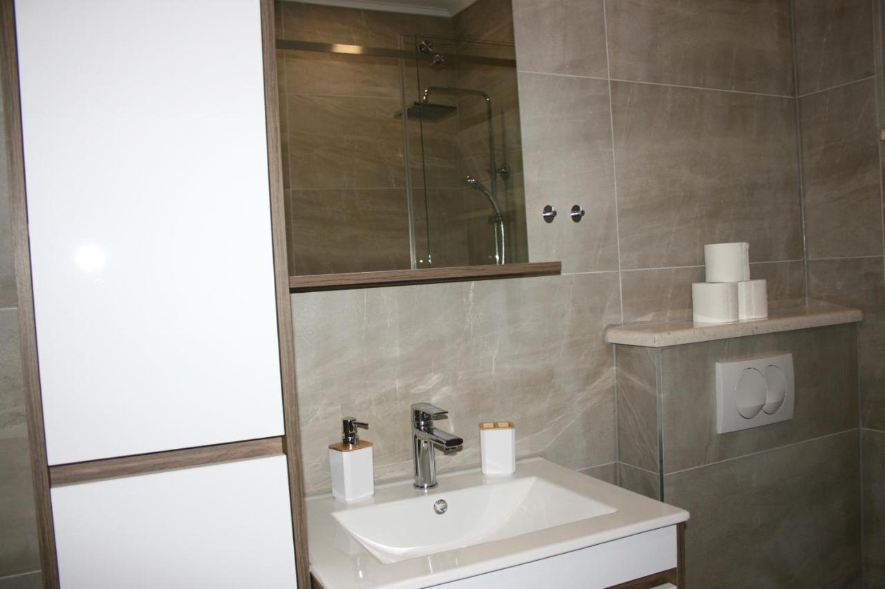 Apartments Antea Trogir Bagian luar foto